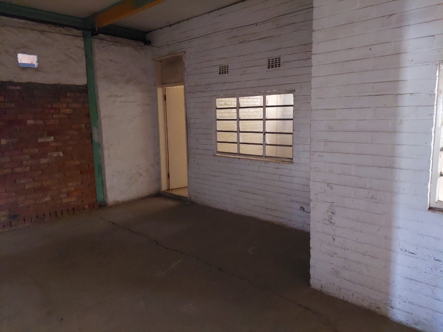 To Let commercial Property for Rent in Dagbreek Free State